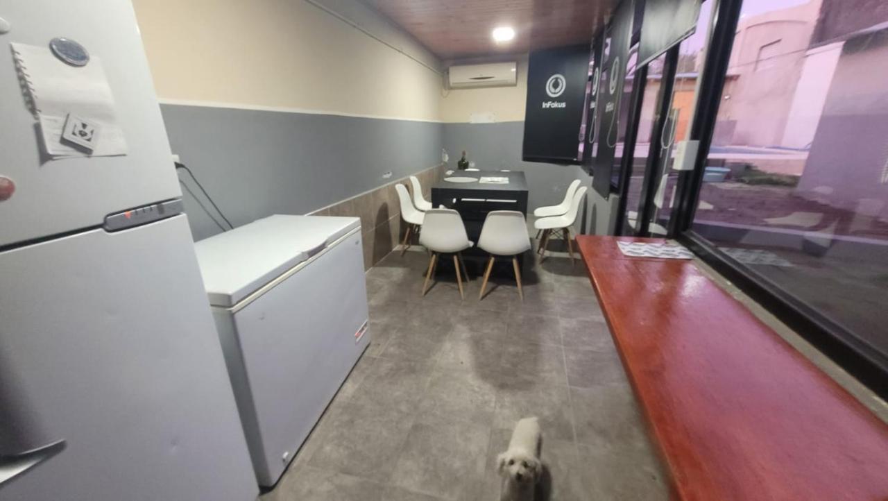 Habitacion Privada En Casa Particular Con Bano Y Espacios En Comun Compartidos- Precios Para 2 Personas 13000 Pesos Argentinos - 1 Persona 7500 Por Noche Concordia Esterno foto