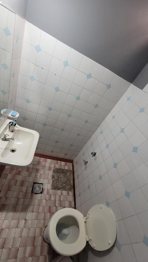 Habitacion Privada En Casa Particular Con Bano Y Espacios En Comun Compartidos- Precios Para 2 Personas 13000 Pesos Argentinos - 1 Persona 7500 Por Noche Concordia Esterno foto